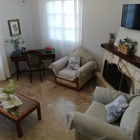 Aurora Mansion Μπενίτσες